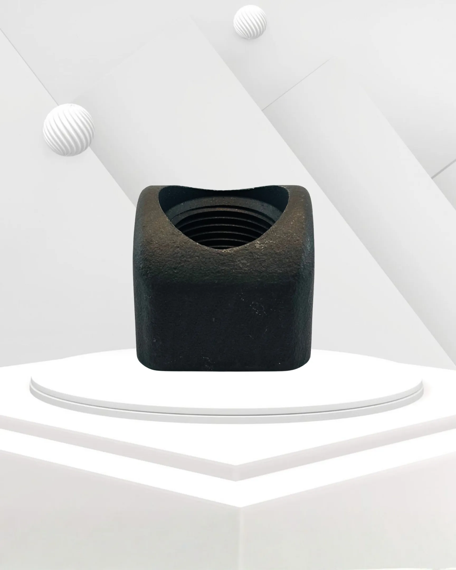 SQUARE NUTS 4
